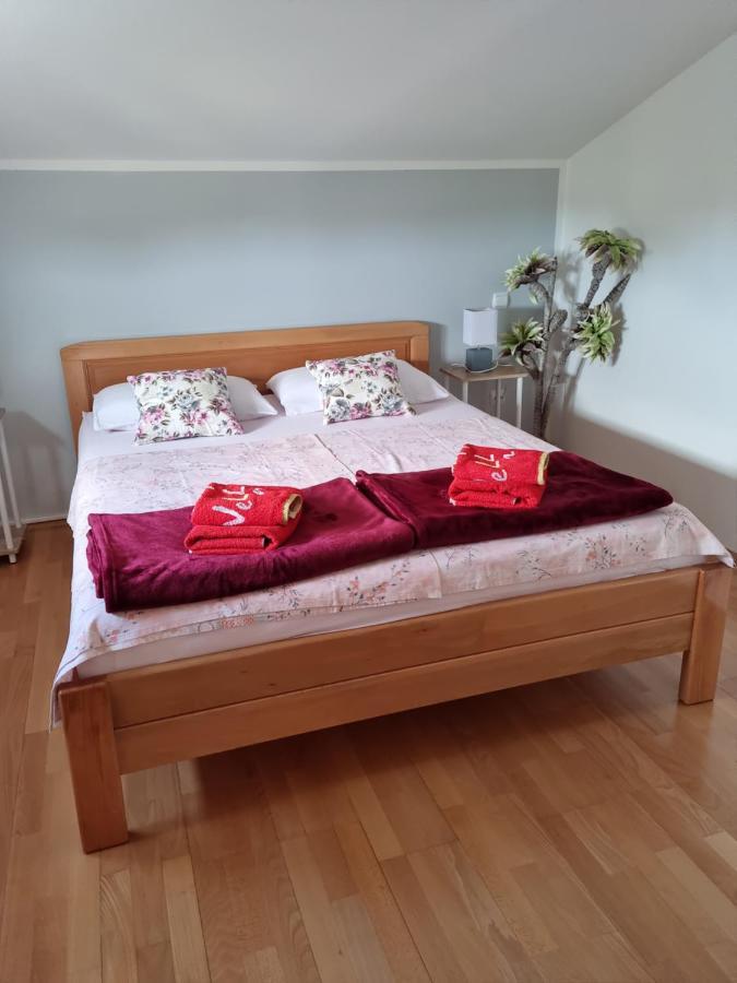 Appartments D&D Peroj Dış mekan fotoğraf