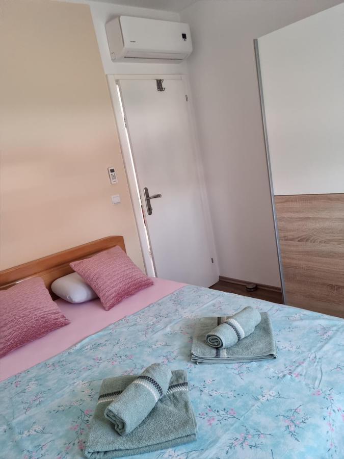 Appartments D&D Peroj Dış mekan fotoğraf