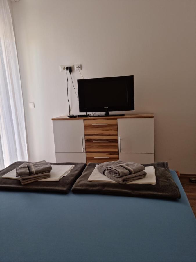 Appartments D&D Peroj Dış mekan fotoğraf