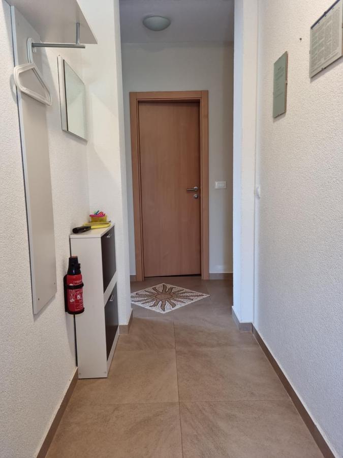 Appartments D&D Peroj Dış mekan fotoğraf
