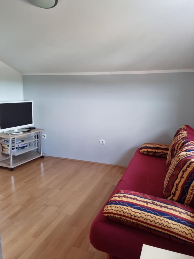 Appartments D&D Peroj Dış mekan fotoğraf