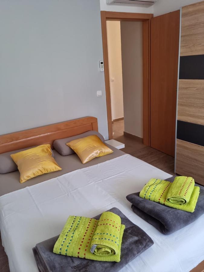 Appartments D&D Peroj Dış mekan fotoğraf